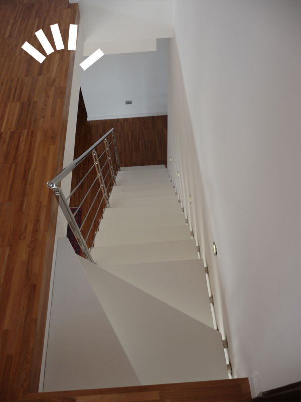 realizzazione scala marretti legno sbalzo sassari03